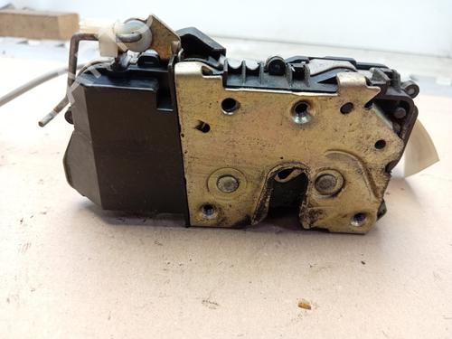 Front right lock PEUGEOT 307 (3A/C) 2.0 HDi 110 | BP26530756C97 
