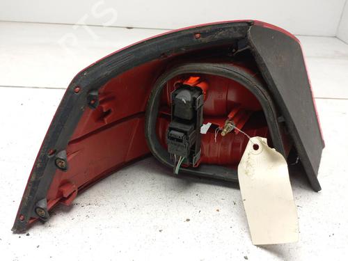 Used Right taillight Right taillight RENAULT VEL SATIS (BJ0_) 2.2 dCi (BJ0E, BJ0F) (150 hp) 21325265 21325265