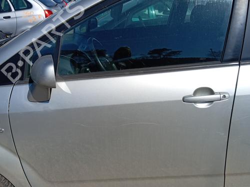 Used Left front door TOYOTA COROLLA Verso (ZER_, ZZE12_, R1_) 2.0 D-4D (CUR10_, CUR10R) (116 hp) 25002969