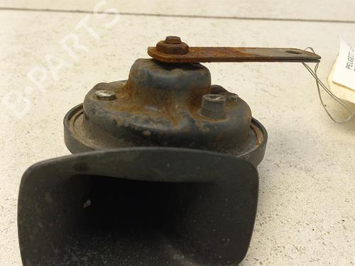 Used Horn Horn PEUGEOT 205 I (741A/C) 1.7 Diesel (60 hp) 22129685 22129685