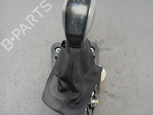 Used Gear lever PEUGEOT 208 I (CA_, CC_) 1.2 VTI 82 (82 hp) 23805481