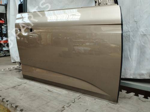 right-front-door-renault-megane-iv-hatchback-b9amn_-2015-33631878 main image