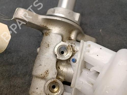 Used Brake master cylinder Brake master cylinder CITROËN C5 AIRCROSS (A_) 1.2 PureTech 130 (ARHNSJ) (131 hp) 22130982 22130982