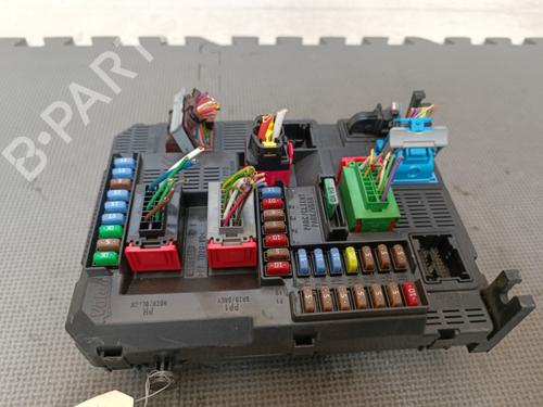 Used Fuse box PEUGEOT 308 II (LB_, LP_, LW_, LH_, L3_) 1.6 BlueHDi 120 (120 hp) 21323637