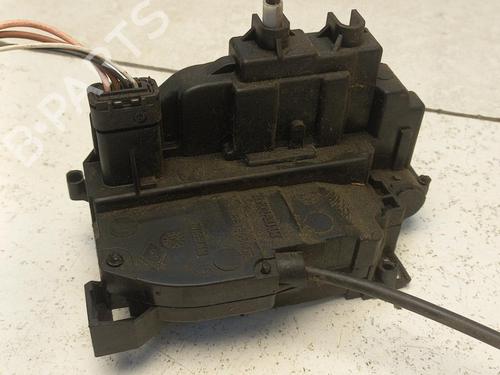 Used Rear left lock RENAULT CLIO III (BR0/1, CR0/1) 1.5 dCi (C/BR0G, C/BR1G) (68 hp) 21323351