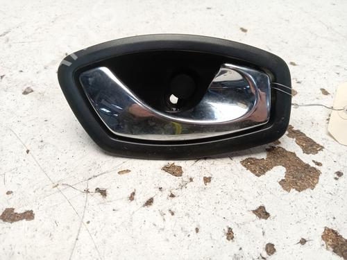 Højre fortil invendig håndtag RENAULT MEGANE III Hatchback (BZ0/1_, B3_) 1.5 dCi (BZ09, BZ0D, BZ1W, BZ29, BZ14) (110 hp) 31601259