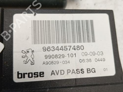 Right front window motor PEUGEOT 307 Break (3E) 2.0 HDI 110 | BP29407806E20 
