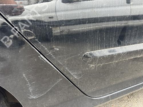 Used Right rear door Right rear door 27527766 27527766