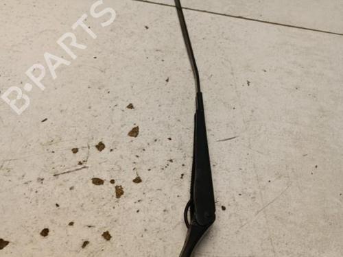 Used Front windshield wiper arm PEUGEOT 3008 I MPV (0U_) 1.6 THP (156 hp) 22130765