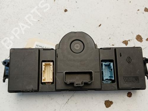 Climate control RENAULT SCÉNIC II (JM0/1_) 1.5 dCi (JM02, JM13) | BP29455747I5 