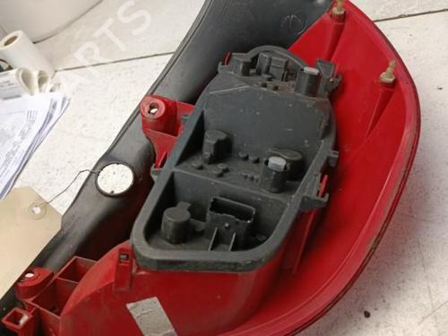 Used Left taillight RENAULT CLIO III (BR0/1, CR0/1) 1.5 dCi (BR17, CR17) (86 hp) 21325977
