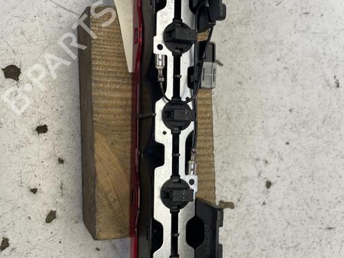 Used Third brake light NISSAN X-TRAIL I (T30) 2.2 dCi 4x4 (136 hp) 21326124