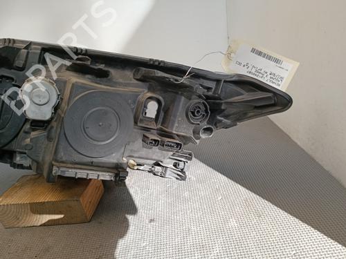 Used Right headlight Right headlight RENAULT LAGUNA III (BT0/1) 2.0 dCi (BT01, BT08, BT09, BT0E, BT0K, BT12, BT1C, BT1D,... (150 hp) 21323510 21323510