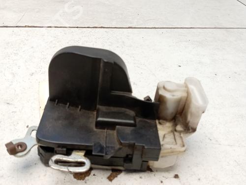 Front right lock ALFA ROMEO 147 (937_) 1.9 JTD (937.AXD1A, 937.BXD1A, 937.AXV1A, 937.BXB1A,... | BP29513472C97 