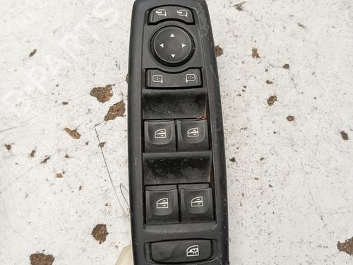 Used Left front window switch Left front window switch RENAULT LAGUNA III (BT0/1) 1.5 dCi (BT00, BT0A, BT0T, BT1J) (110 hp) 29596904 29596904
