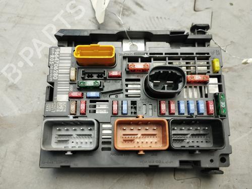 Zekeringkast CITROËN C4 I (LC_) 1.6 HDi (90 hp) 29004143