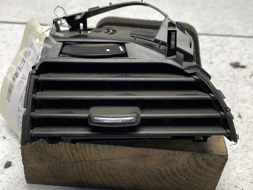 Used Air vent Air vent CITROËN C4 Grand Picasso I (UA_) 2.0 HDi 150 (150 hp) 21322743 21322743