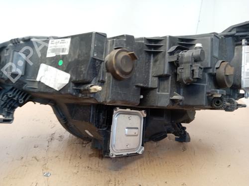 Used Right headlight Right headlight RENAULT MEGANE IV Hatchback (B9A/M/N_) 1.2 TCe 130 (B9MR) (130 hp) 33631872 33631872