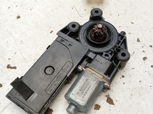 Used Left front window motor RENAULT GRAND SCÉNIC III (JZ0/1_) 1.9 dCi (JZ0J, JZ0N, JZ1K, JZ1S) (131 hp) 29758958