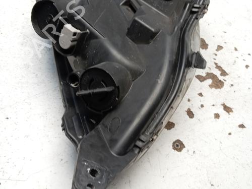 Left headlight RENAULT SCÉNIC III (JZ0/1_) 1.5 dCi | BP30353108C28 