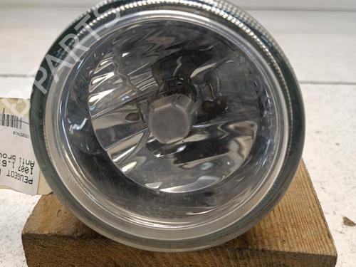 Used Left front fog light PEUGEOT 1007 (KM_) 1.6 16V (109 hp) 21322825