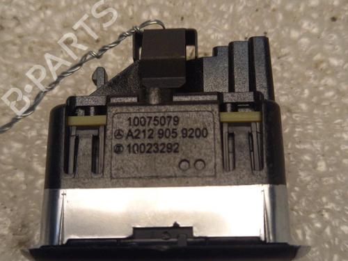Used Switch Switch MERCEDES-BENZ CLA Coupe (C117) CLA 200 CDI / d (117.308) (136 hp) 21325545 21325545