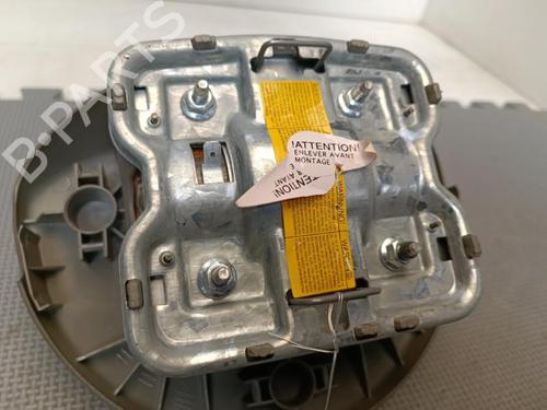 Used Driver airbag Driver airbag RENAULT CLIO III (BR0/1, CR0/1) 1.5 dCi (BR17, CR17) (86 hp) 21323723 21323723