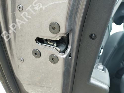 Venstre bagtil lås RENAULT MEGANE III Hatchback (BZ0/1_, B3_) 1.5 dCi (BZ0C) (90 hp) 27682100