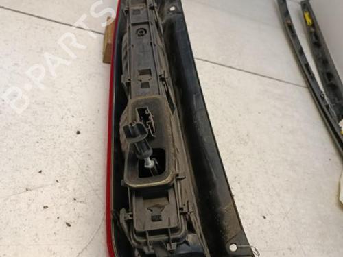 Used Right taillight FORD FUSION (JU_) 1.6 (100 hp) 22130693