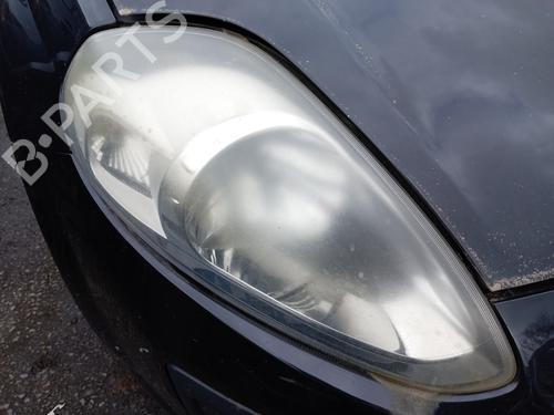 Used Right headlight FIAT PUNTO EVO (199_) 1.3 D Multijet (199AXC1A, 199BXC1A, 199AXT1A, 199BXT1A) (75 hp) 25002652