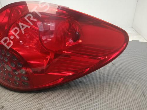 Used Right taillight Right taillight 22597058 22597058