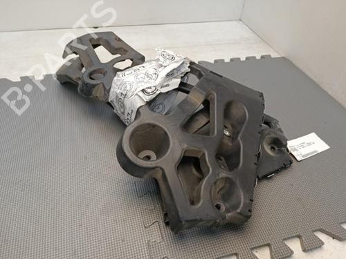 Used Rear bumper bracket RENAULT MEGANE III Grandtour (KZ0/1) 1.5 dCi (KZ09, KZ0D, KZ1G, KZ29, KZ14, KZ1W, KZ10, KZ1F,... (110 hp) 22130934