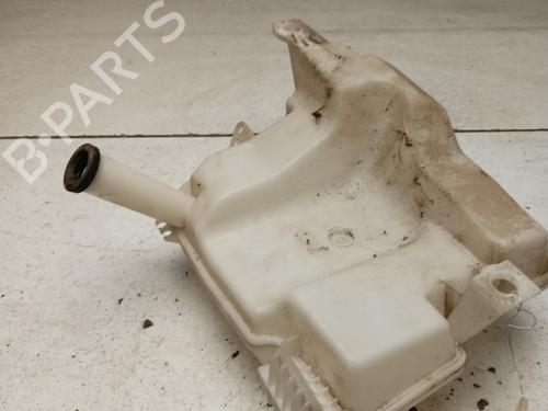 windscreen-washer-tank-ford-focus-iii-2010-2011-2012-2013-2014-2015-2016-2017-2018-2019-2020-30355982 main image
