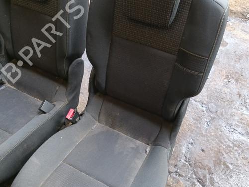 Sæde Bagtil Sæde Bagtil RENAULT SCÉNIC III (JZ0/1_) 1.5 dCi (110 hp) 21778011 21778011