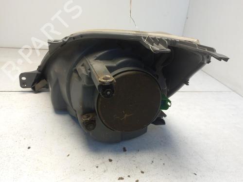 Used Right headlight FORD FIESTA V (JH_, JD_) 1.4 TDCi (68 hp) 21325073