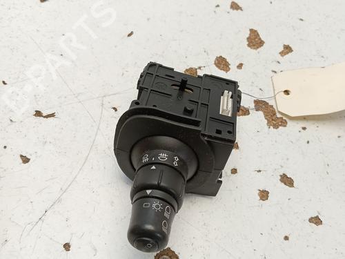 Used Switch RENAULT SCÉNIC II (JM0/1_) 1.9 dCi (JM0G, JM12, JM1G, JM2C) (120 hp) 29455724