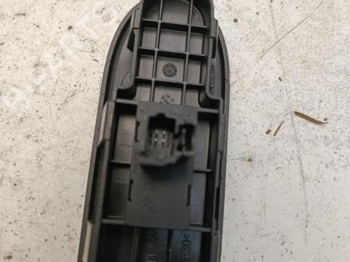 Used Right front window switch PEUGEOT 307 SW (3H) 2.0 HDI 110 (107 hp) 22130758