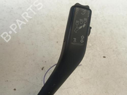 Used Steering column stalk Steering column stalk VW GOLF VI (5K1) 2.0 TDI (110 hp) 21326333 21326333