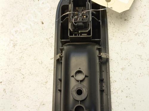 Used Right front window switch RENAULT CLIO III Grandtour (KR0/1_) 1.5 dCi (KR0F) (86 hp) 21325393