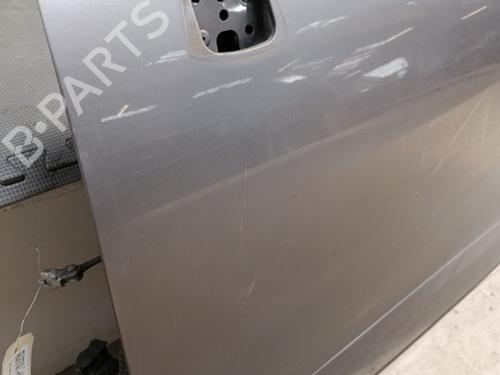 left-front-door-renault-scenic-iii-jz01_-15-dci-801014883r-2008-2009-2010-2011-2012-2013-2014-2015-2016-21325823 main image