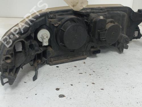 Used Right headlight Right headlight RENAULT LAGUNA II (BG0/1_) 1.9 dCi (BG08, BG0G) (120 hp) 22130263 22130263