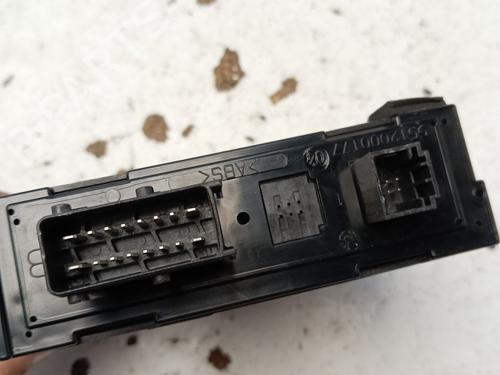 Left front window motor PEUGEOT 307 Break (3E) 2.0 HDI 110 | BP29407807E21 - Image 4