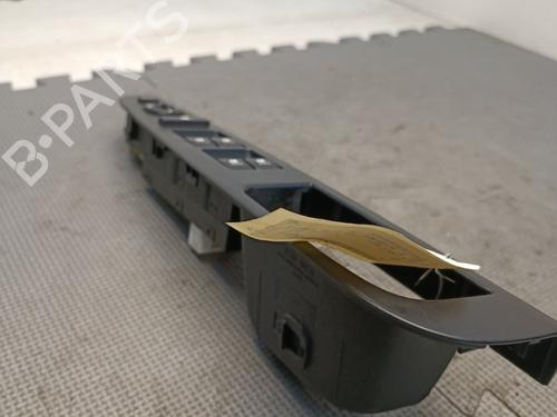 Used Left front window switch Left front window switch KIA CEE'D Hatchback (ED) 1.6 CRDi 115 (115 hp) 21573268 21573268