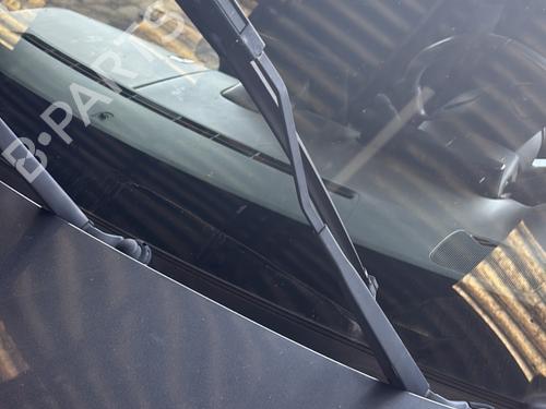 Used Front windshield wiper arm CITROËN C4 CACTUS 1.6 BlueHDi 100 (99 hp) 26909553