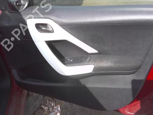 Used Front right panel Front right panel PEUGEOT 208 I (CA_, CC_) 1.0 VTi (68 hp) 21325484 21325484