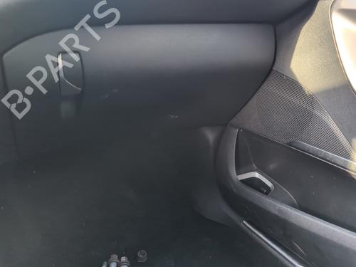 Used Glove box DS DS 5 (KF_) 1.6 BlueHDi 120 (120 hp) 30318379