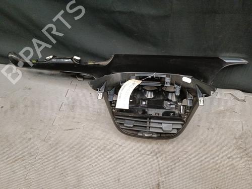 Used Air vent PEUGEOT 208 I (CA_, CC_) 1.4 HDi (68 hp) 22313623