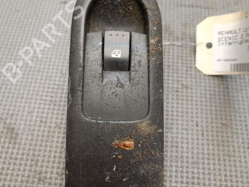 Used Right front window switch Right front window switch RENAULT SCÉNIC II (JM0/1_) 1.9 dCi (JM0G, JM12, JM1G, JM2C) (120 hp) 22131221 22131221