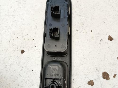 Left front window switch PEUGEOT 307 Break (3E) 2.0 HDI 110 | BP29373106I27 
