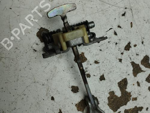 Used Hinge/Door check strap RENAULT MEGANE III Hatchback (BZ0/1_, B3_) 1.5 dCi (BZ09, BZ0D, BZ1W, BZ29, BZ14) (110 hp) 31864490